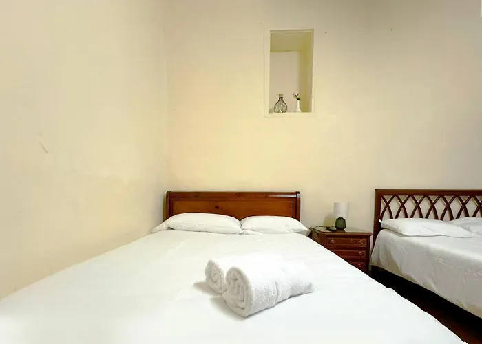 Habitación priavada en piso compartido Atocha